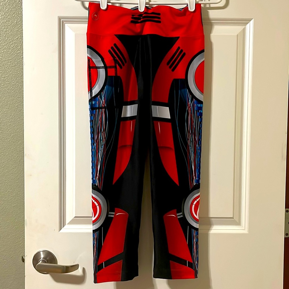 INKNBURN Red Robot Capris 🤖